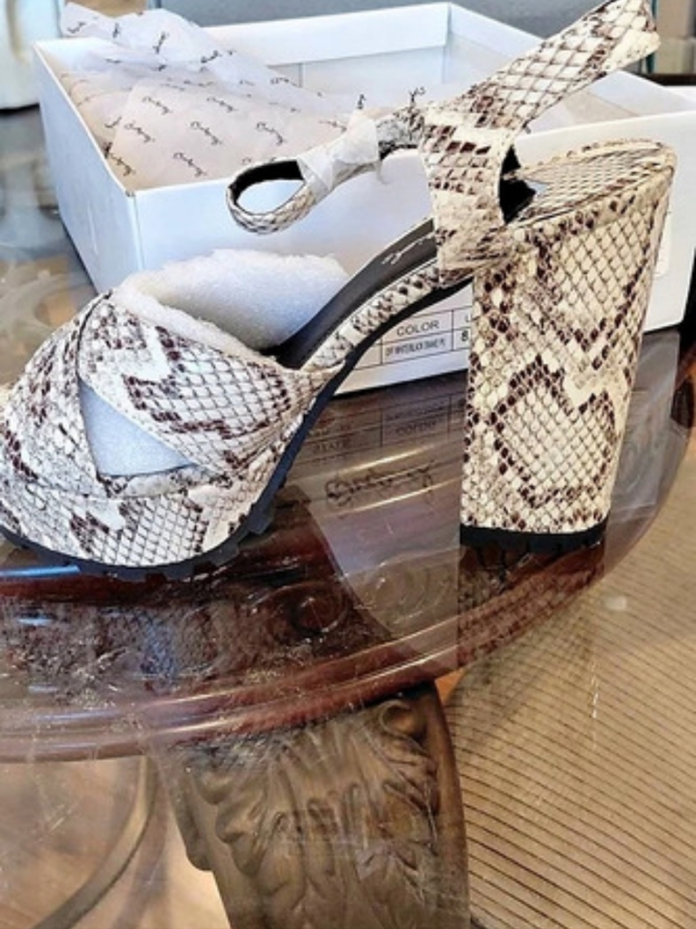 Qupid Snake Print Heels in Brown & White US 8 Like New